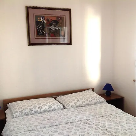 Seaview R ツリクヴェニツァ